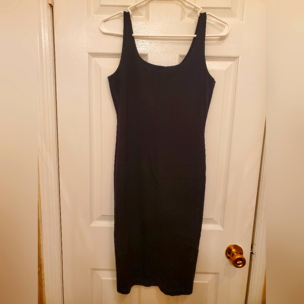 FOREVER 21 Black Sleeveless Dress